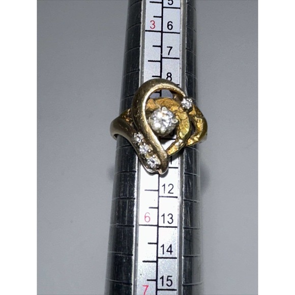 14K Yellow Gold Diamond Ring 5 Diamonds Size 4.5 Pinky Nugget Swirl Design